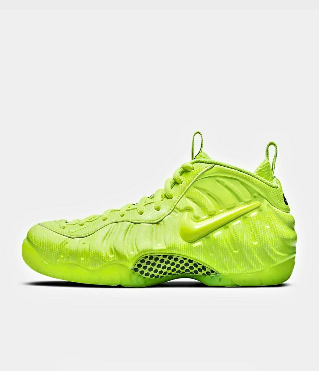 NIKE - NIKE AIR FOAMPOSITE PRO VOLTナイキ バッシュ 2021 NIKE FOAMPOSITE PRO 