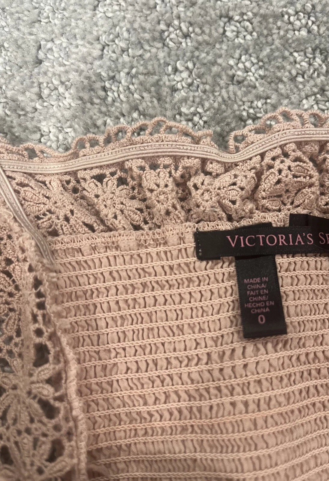 UNDERCOVER Mini abito Victoria's Secret rosa polveroso occhielli manica a sbuffo babydoll foderato taglia 0