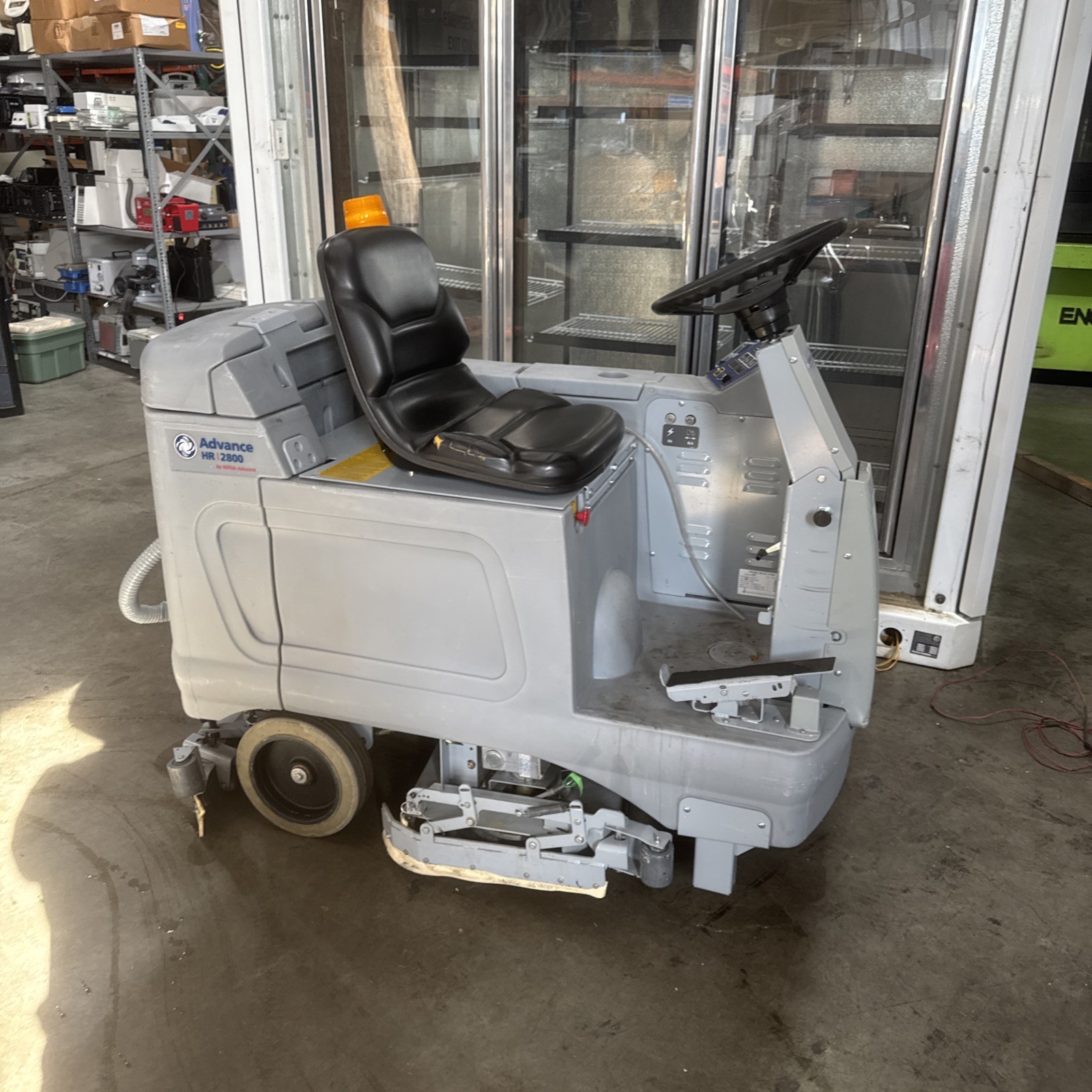 Nilfisk Advance HR 2800 Janitorial Floor Scrubber Cleaner | eBay