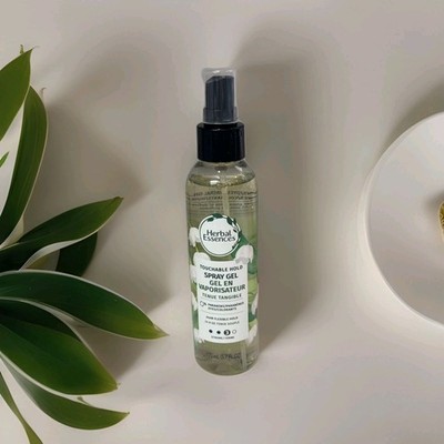 Herbal Essences Touchable Hold Spray Gel Level 3 Strong Hold 5.7oz New Full Size