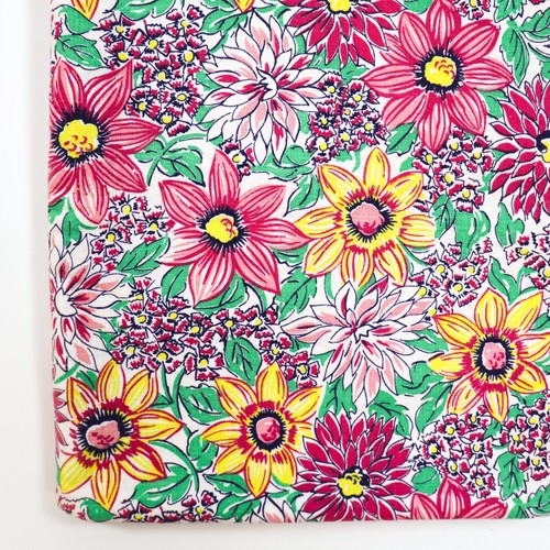 Vintage Feedsack Fabric Pink Red Green Mum Floral 1940s Old 18x22 Flowers