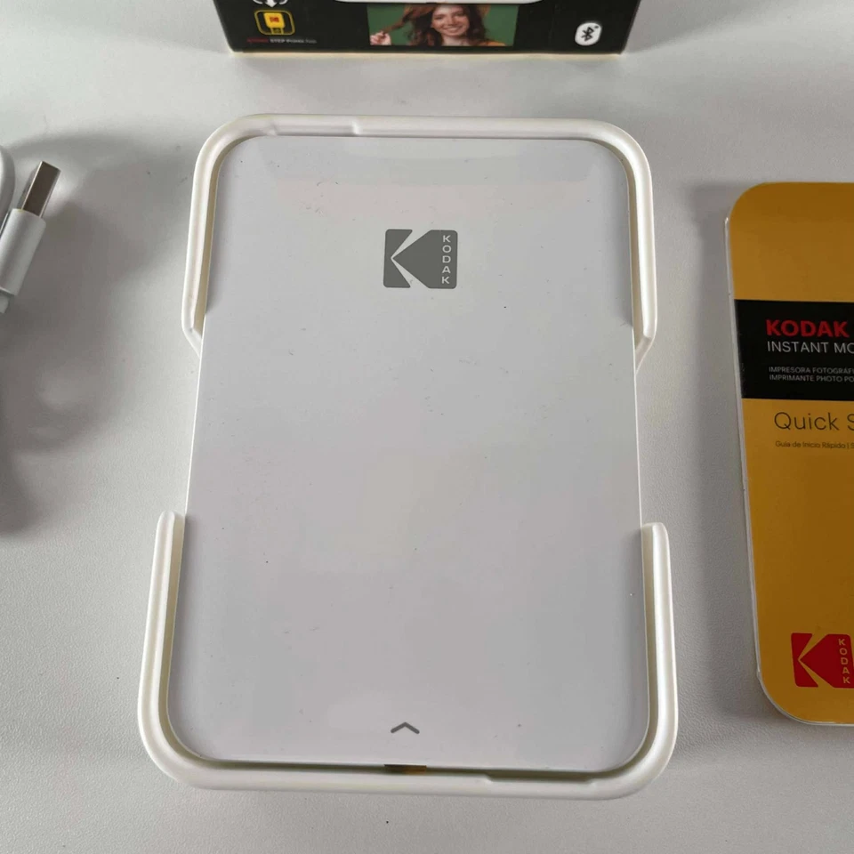KODAK STEP Slim Instant Mobile Photo Printer – Wireless Bluetooth ZINK – White - Image 3 of 4
