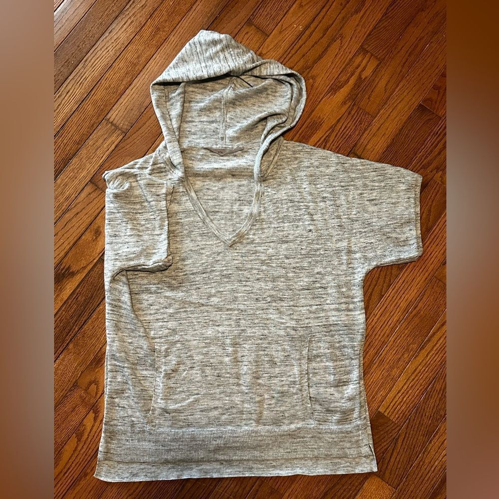 Athleta Womens Oversized Hooded Short Sleeve Pullover Sweatshirt Size XS Lightweight Casual