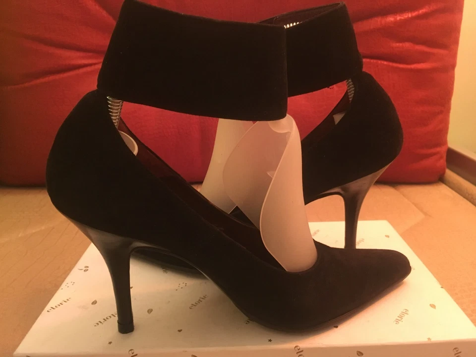 Zapatos de salón Versani de gamuza de tacón alto negros informales o formales sin cordones hechos/Italia/talla 7B Foto 2 de 4