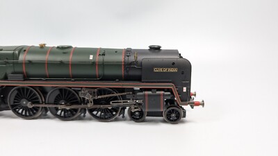 こんさ55 HORNBY 7MT 70040 Hornby R2180 BR 4-6-2 Britannia Class 7mt Locomotive 70040