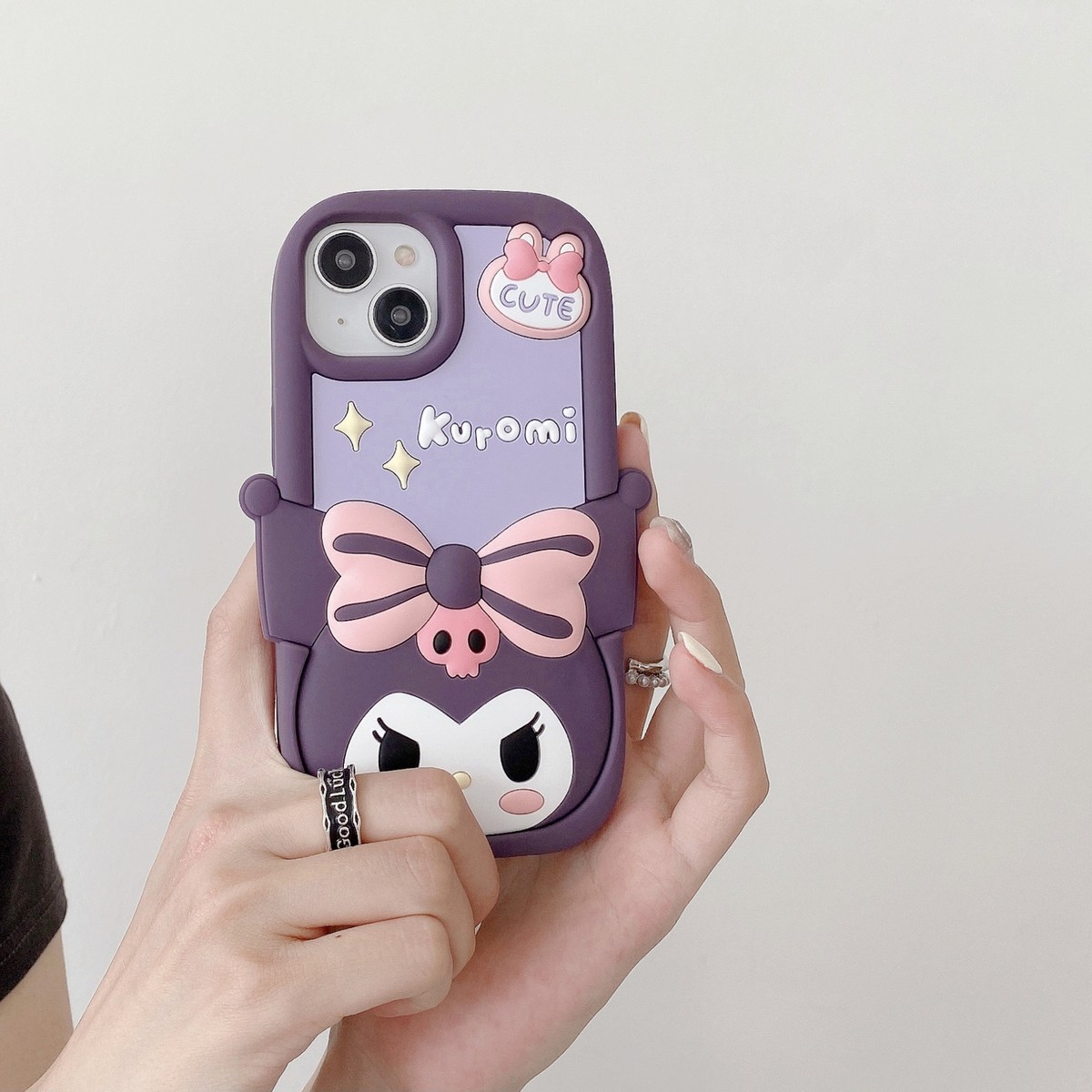 iPhoneアクセサリー Kuromi Puffy Phone Case iPhone 16 ProMax Japan Sanrio - Kuromi Plump Frame iPhone 16 Case — USShoppingSOS