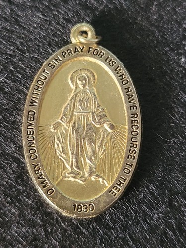 Christianity Misc Religious Medals Scapular Crosses Lot Of 35+Pcs. Free Shipping - Picture 10 of 21