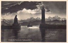 L196 Germany Lindau im Bodensee Hafeneinfahrt Moonlight steamboat postcard