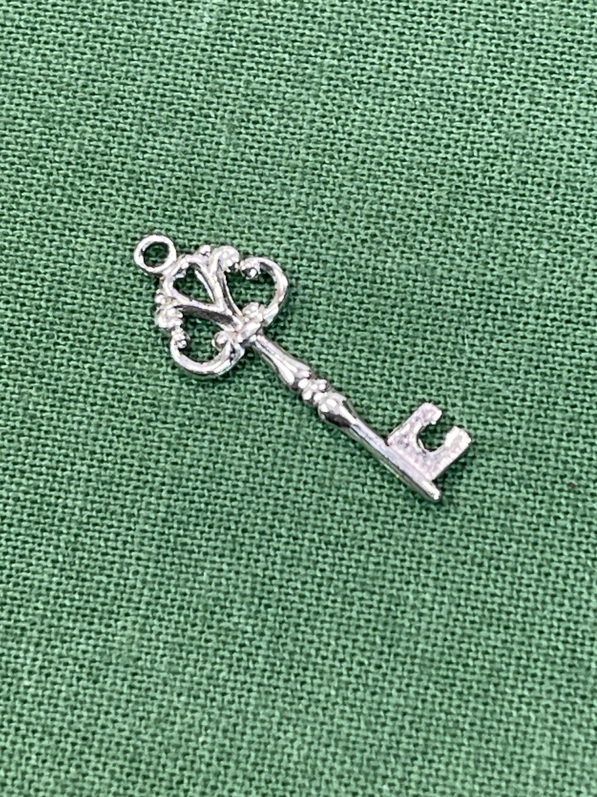 Tiny Sterling Silver Skeleton Key Charm Pendant *… - image 3