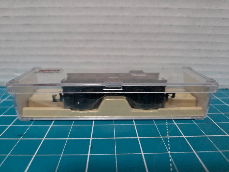 Atlas N Scale 3591 Canadian Pacific Caboose 435650 - Image 2 of 2