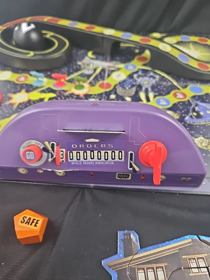 Zathura Adventure is Waiting Board Game 2005 Complete Vintage Read Description  - Image 2 of 4