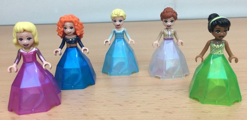 LEGO®-Minifigure Diamante Abito da ballo DISNEY PRINCESSES - Anna Tiana Elsa - Foto 2 di 39