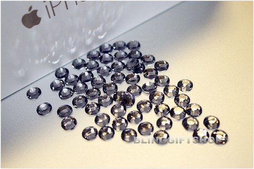 Pack of 100,000 Size 3mm RESIN FLAT BACK RHINESTONES DIAMANTE GLUEFIX CRAFT GEMS - Picture 12 of 62