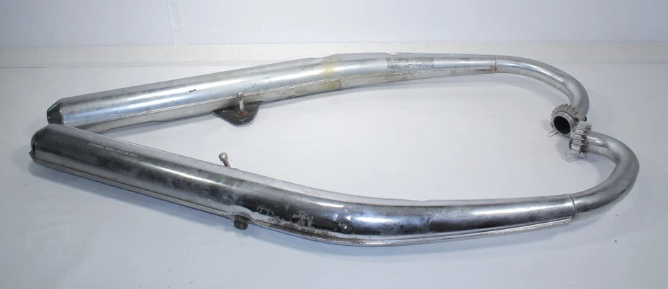 Suzuki GT380 Exhaust Pipe RH / LH Exhaust Muffler 14302-33000 14301-33000 P4620 - Image 4 of 4