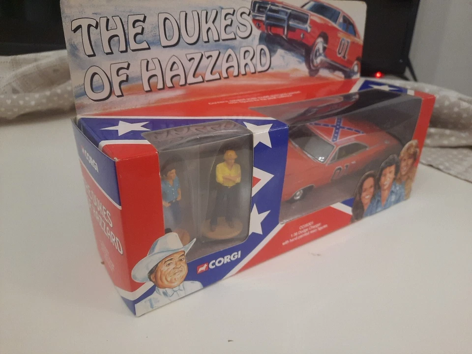 CORGI 1:36 THE DUKE OF HAZZARD DODGE-CHARGER CODICE CC05301 FIGURE IN RESINA - Immagine 4 di 4