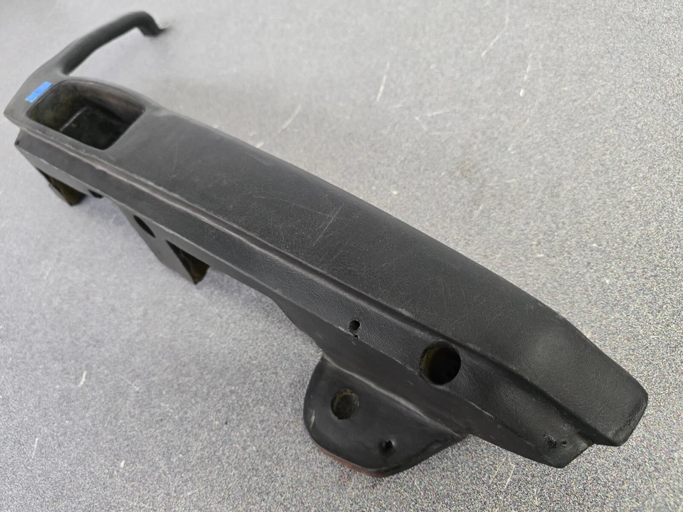 USED ORIGINAL GENUINE PORSCHE 911 912 LWB PASSENGERS DOOR HANDLE ARMREST #21 - Image 4 of 4