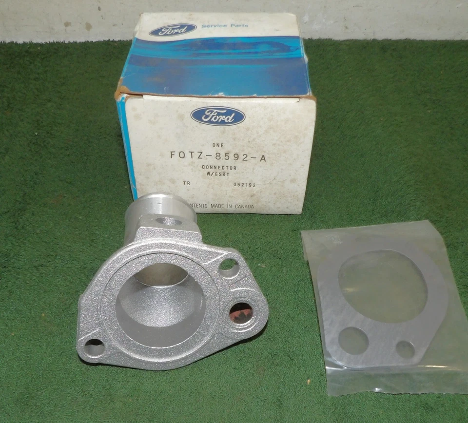 1990-95 Ford F150 Bronco NOS 302 351W THERMOSTAT HOUSING WATER OUTLET CONNECTOR - Image 3 of 3