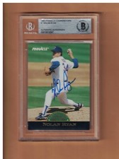 Nolan Ryan AUTOGRAPHED 1993 PINNACLE HOF BASEBALL CARD SIGNED TEXAS BECKETT AU