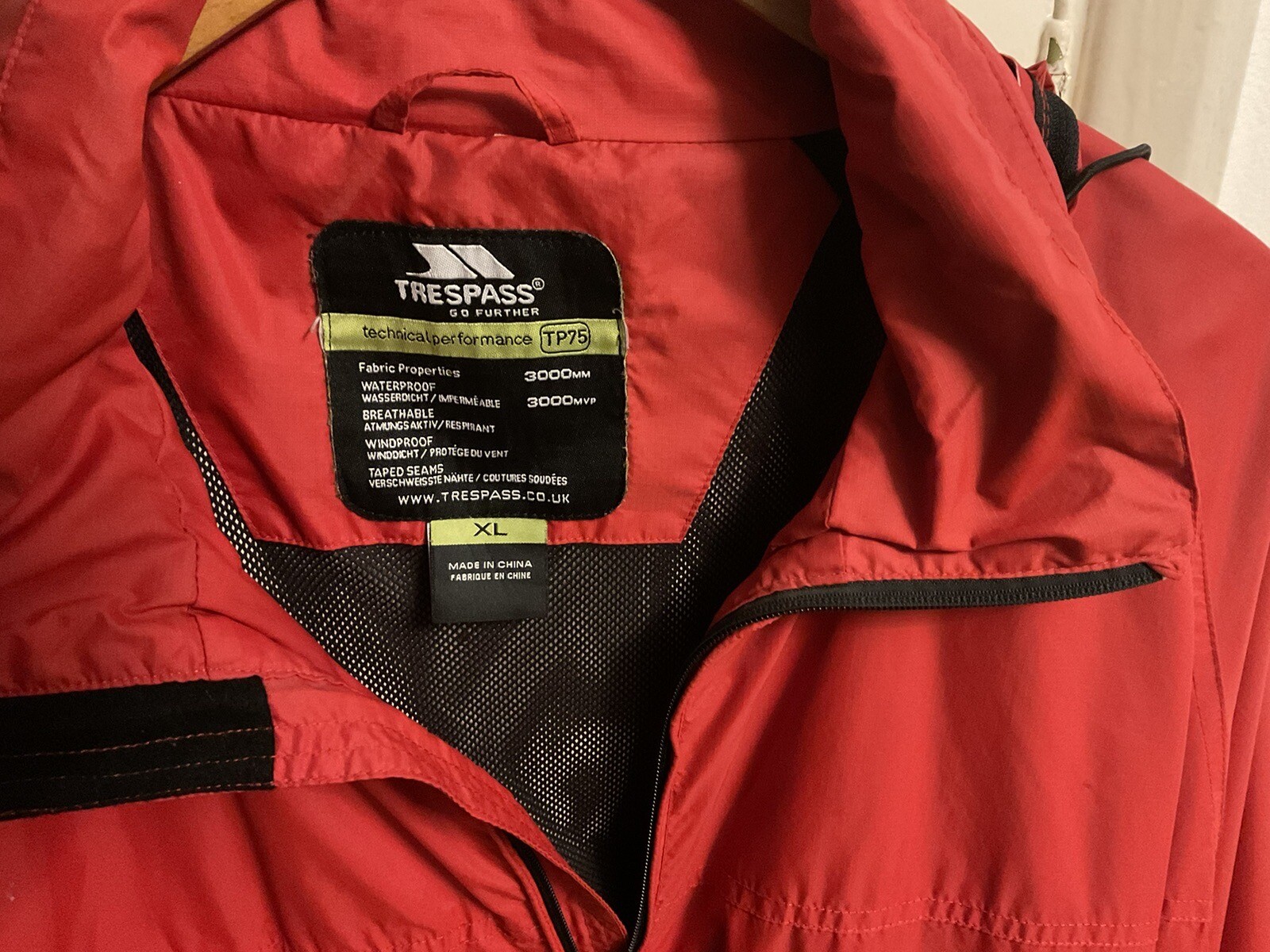 Trespass Mens Waterproof Jacket with Hood Taped Seams XXS XXXL Donelly