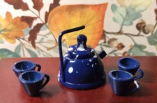 SPATTER BLUE WHITE TEA COFFEE POT W/ 4 CUPS for DOLLHOUSE 1:12 SCALE METAL L K