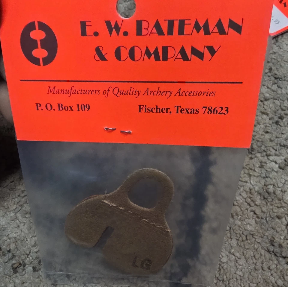 CAJUN ARCHERY SHOOTING TAB (SIZE MEDIUM) - Image 2 of 4