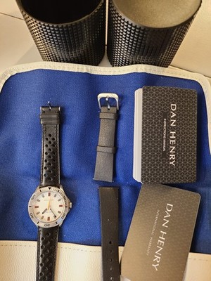 Dan Henry 1975 White Skin Diver 37mm Quartz Excellent straps