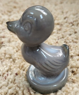 Boyd Art Glass DEBBIE THE DUCK #17 Violet Slate 2-3/4'' Figurine 1-9-1984  #1