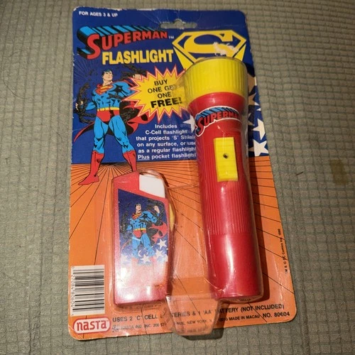Vintage SUPERMAN FLASHLIGHT 2 PK w SHIELD EMBLEM COVER 1990 DC NASTA MOC