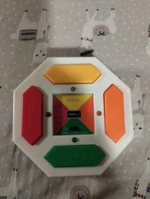 Vintage 1988 Copy Cat Tiger Electronic Toys Model 7-522 Copycat Handheld Game