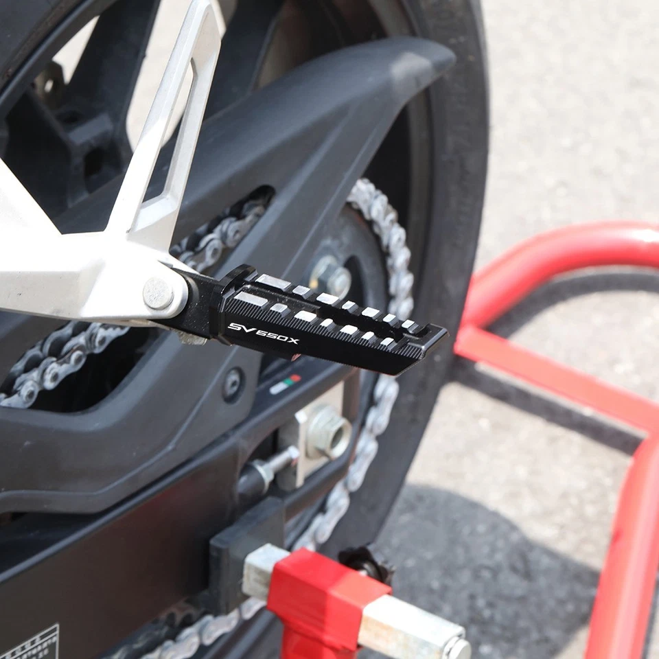 Pedales reposapiés traseros reposapiés pasajero estriberas para Suzuki SV650X 2018-2024 Foto 2 de 4