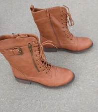 Vepose Mid-Calf Brown Boots Womens Sz 8 CJY928 Pocket Low Heel Lace Up Booties