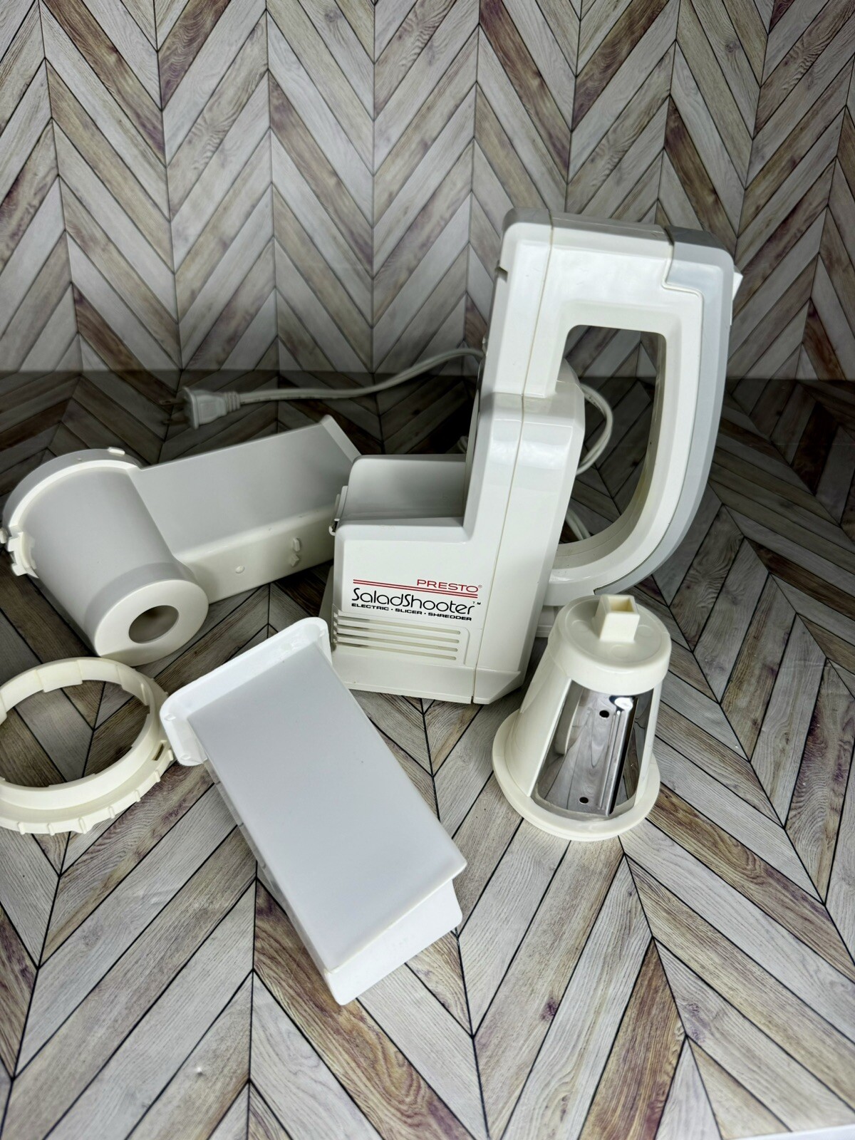 Vintage Presto Salad Shooter Slicer Shredder Model 0291001 Fully Functional