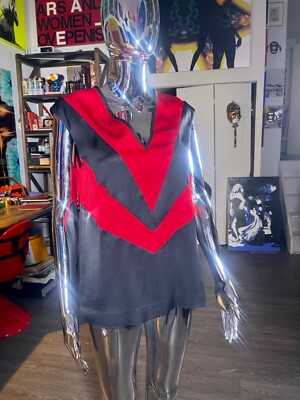2.5k Originally   Collectible Prada Black and Red 100% silk Blouse size 38 