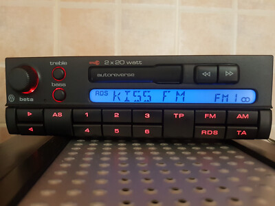 VW Beta 4 Car Radio! Technically top! Visually not bad either!