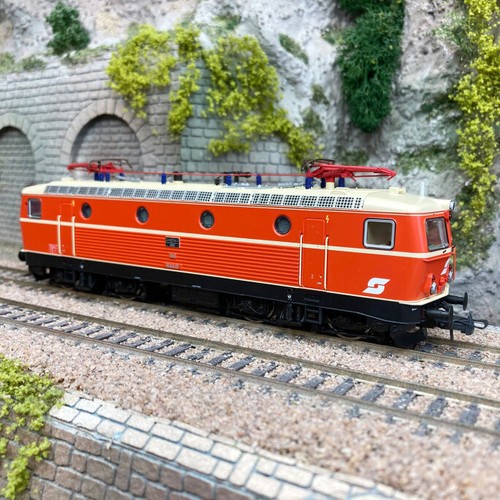 HO/1.87 ROCO Locomotive Électrique DB E 144.5 / 4130. 137