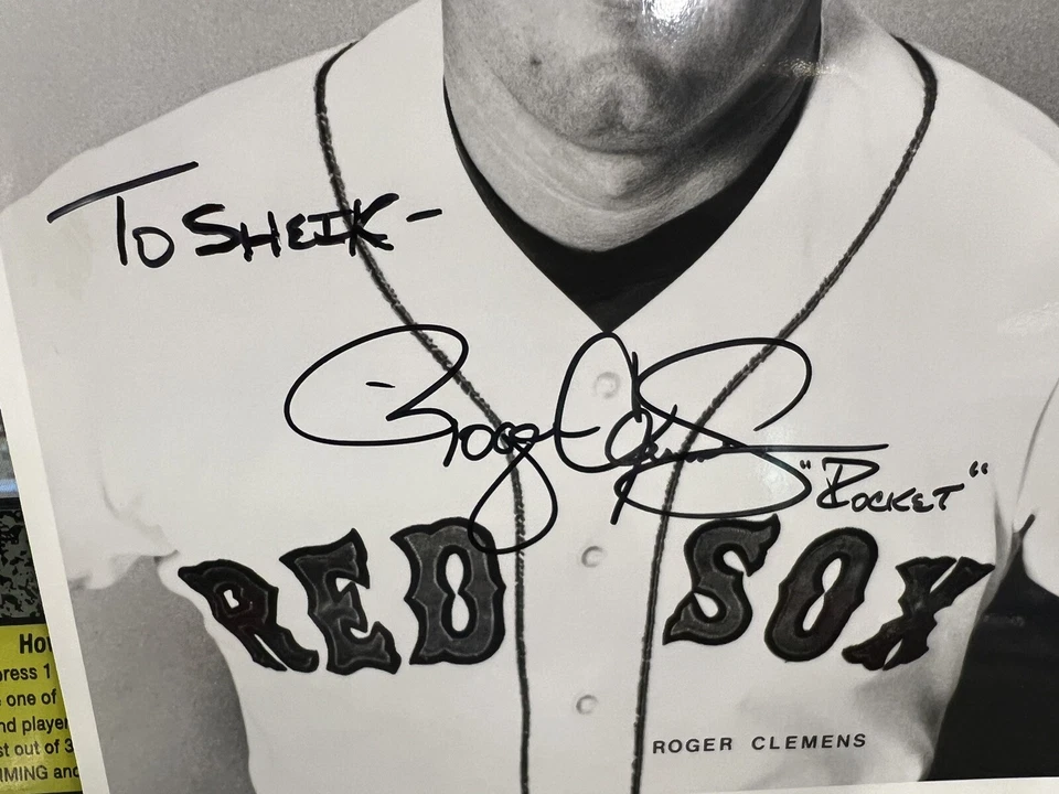 Roger Clemens Signed Autographed 8x10 Press Photo Boston Red Sox "Rocket" - Image 2 of 4