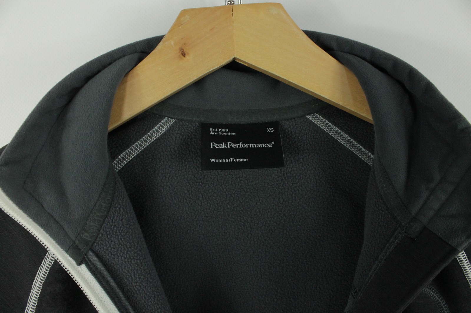 x2 Ski Winter Set Peak Performance Magic Baselaye… - image 11