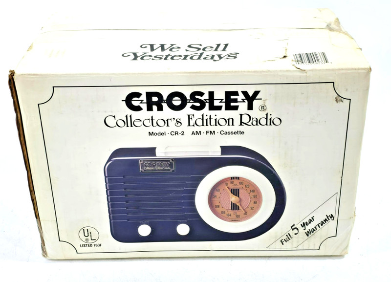 Crosley CR-2 Collectors Edition AM FM Cassette Retro Radio Brown / White  NEW