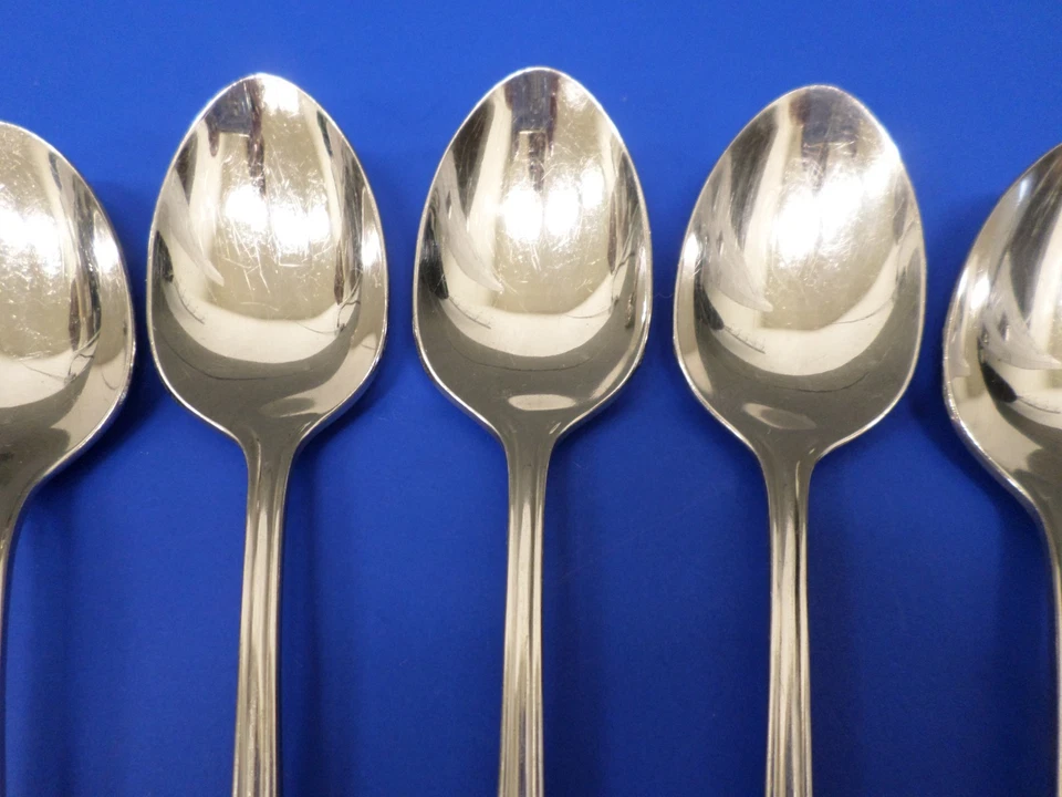 5 - Cubiertos Oneida BANCROFT de acero inoxidable brillante EE. UU. 6" CUCHARADITAS Foto 3 de 4