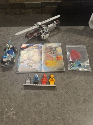 LEGO 76098 DC Comics Super Heroes: Speed Force Freeze Pursuit Flash 99% Complete