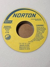 Norton 7x1/2x1-1/4 38A60-KVBE 60 Grit Aluminum Oxide Grinding Wheel