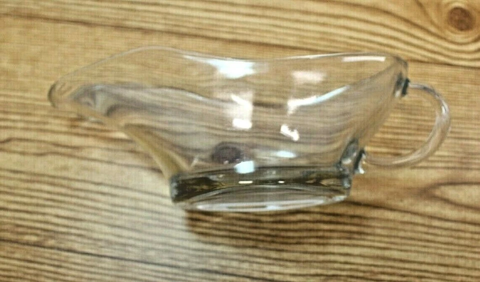Anchor Hocking Gravy Boat Bowl Clear Heavy Glass w/ Handle - Made in USA - Image 3 of 4