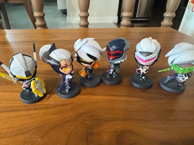Official League of Legends mini figure sets