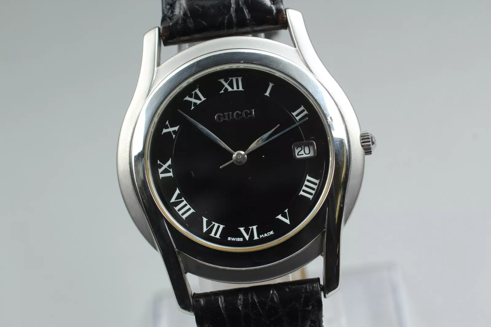 [EXC+++++] Montre à quartz homme vintage Gucci 5500M cadran noir du JAPON