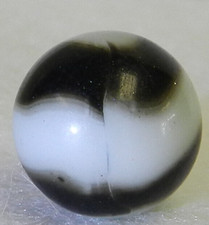  17213m Vintage Peltier Glass NLR Zebra Marble With Aventurine .57 Inches