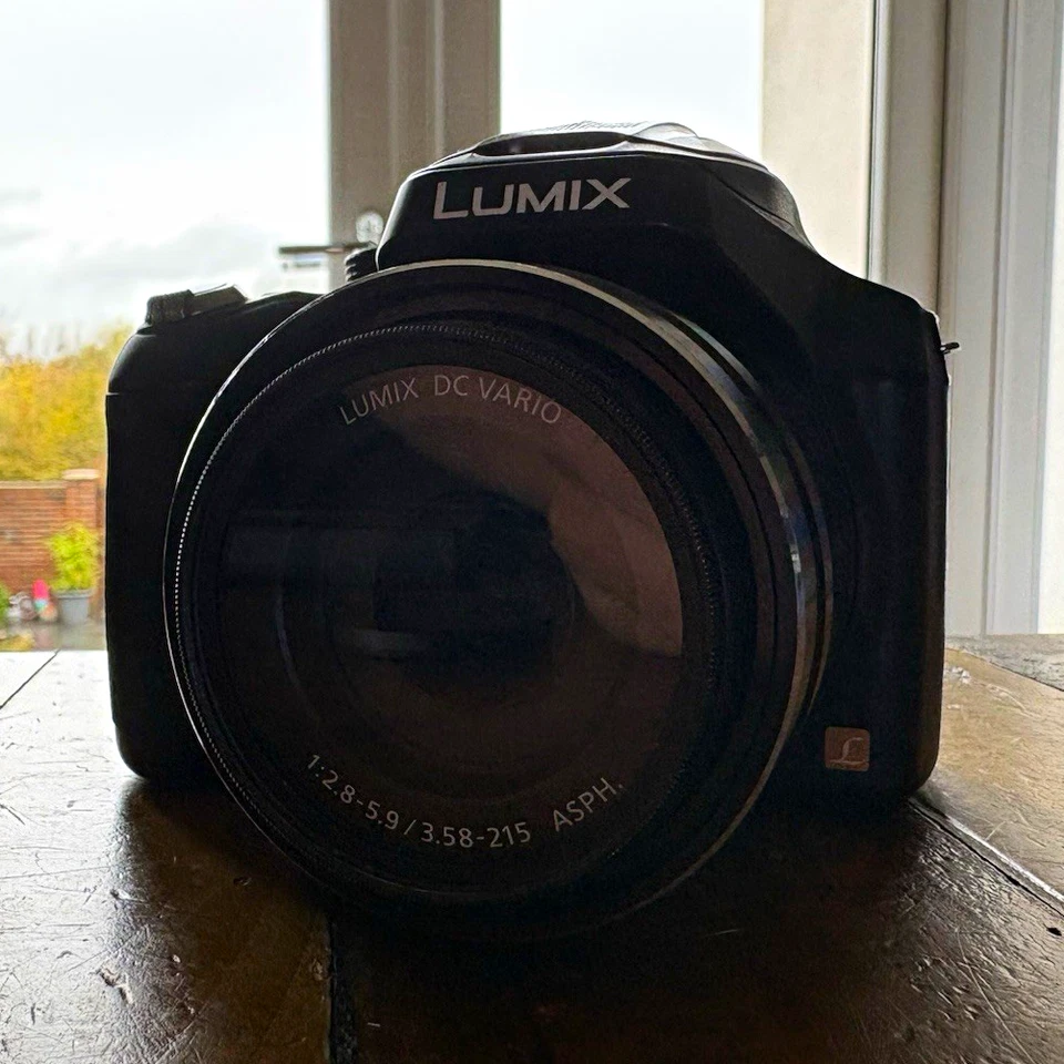 Panasonic Lumix DMC-FZ72, photo 1 of 5