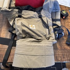 ERGOBABY Original Multiple Positions Baby Carrier Khaki ERGO BABY pockets Straps