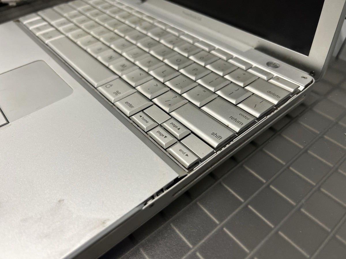 Apple PowerBook G4 A1010 Laptop Silver 12