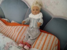 BELLISSIMA BAMBOLA MODA BATTAT BIONDA 18" OCCHI ADDORMENTATI SPLENDIDAMENTE VESTITA + SCARPE