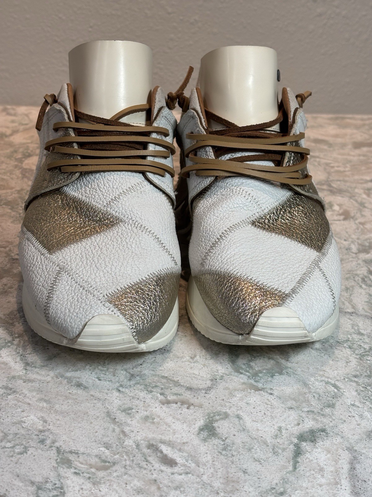 Esse ut Esse Patchwork Pebbled gold white fringe … - image 6